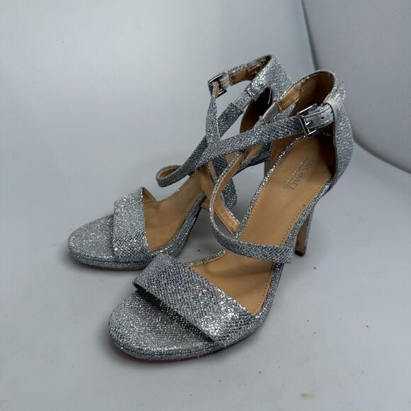 Michael Kors Open Toe Strappy Heel Glitter Silver Size 8M - 4.5" Heel - Picture 2 of 16